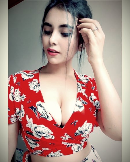 dollysaxena